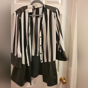 NWT Women Blouse Blk and white leather imatation but looks real size 18